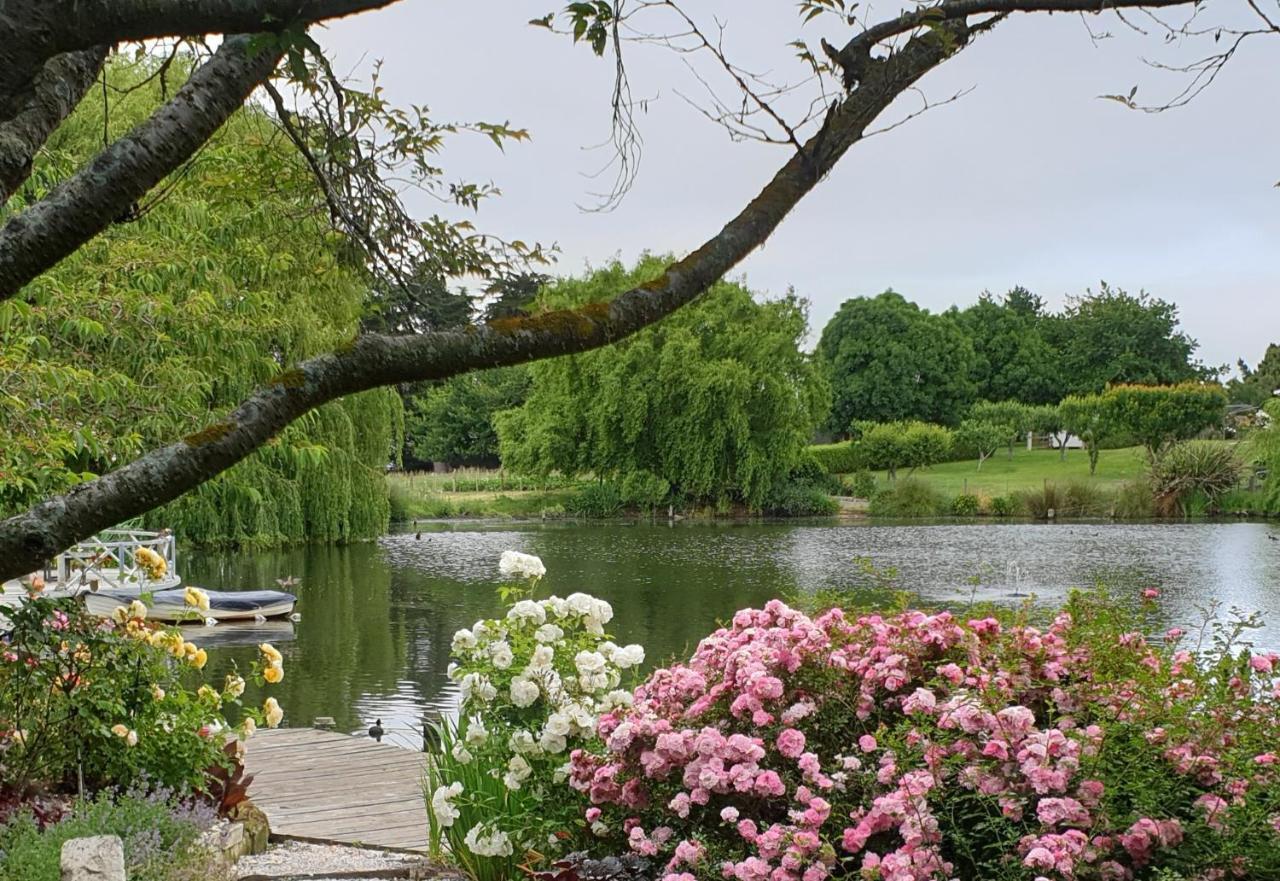 Accommodation At Lakeside 奥玛鲁 外观 照片